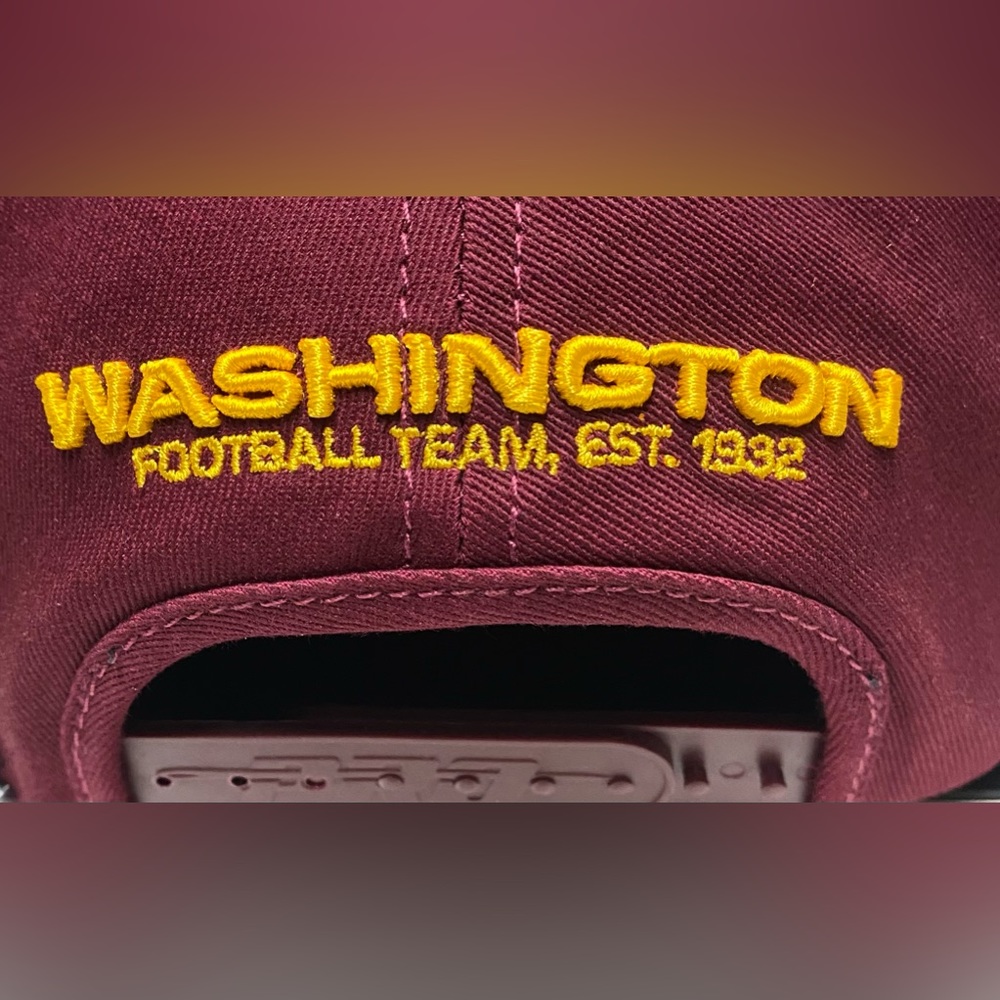 COPY - NEW  MENS PRO STANDARD NFL WASHINGTON FOOTBALL TEAM STACKED LOGO SNAPBACK - Picture 9 of 10